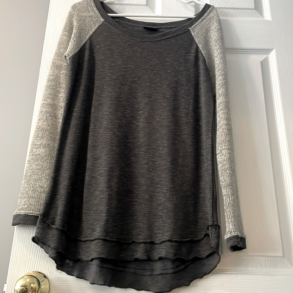Lightweight Knitted sleeve sweatshirt